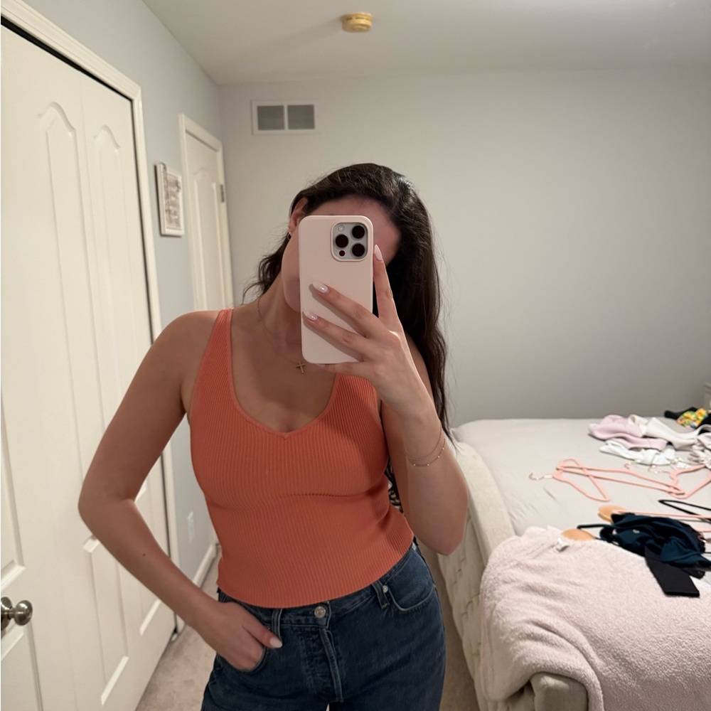 Aritzia V-Neck Ribbed Tank Top in Coral